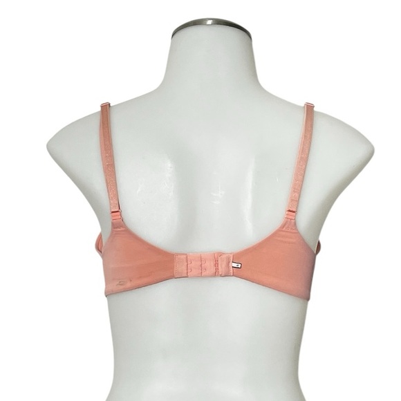32B no wire Victoria's secret Coral Pink bra *flaws - Picture 4 of 7